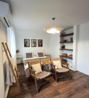 Holiday House GIOIA